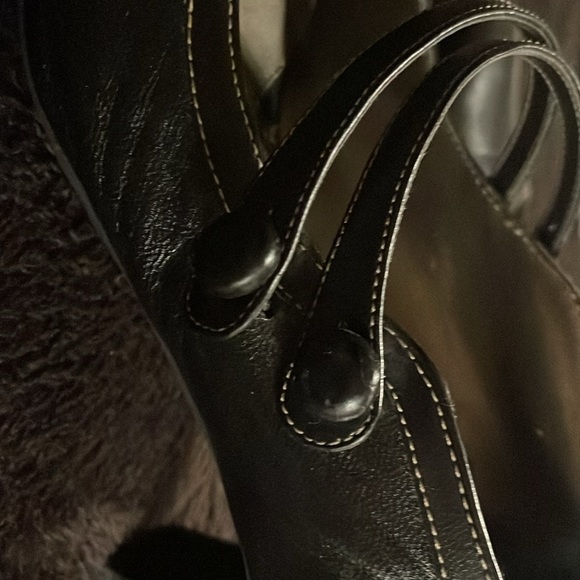 Naturalizer black heel. - Picture 6 of 10